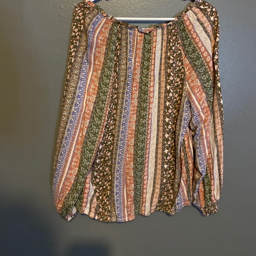 Print Blouse - Picture 2 of 3